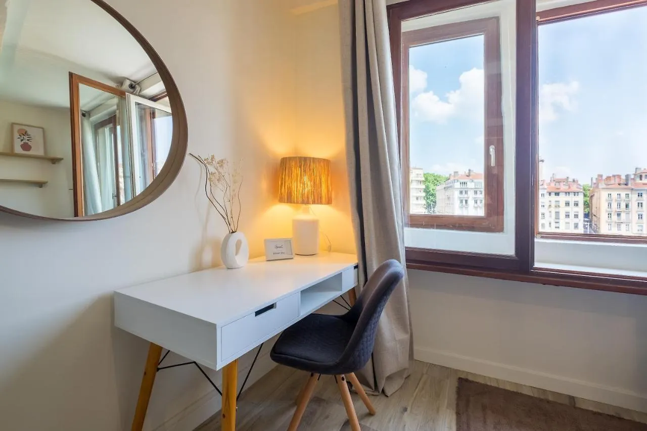 Honore Suite Saint Paul Lyon